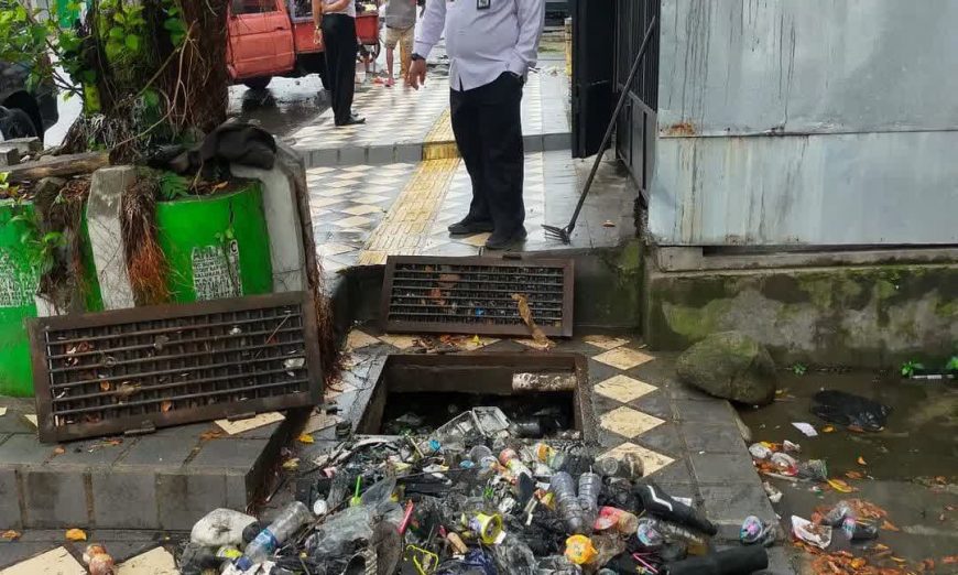 Wali Kota Taufan Ajak Masyarakat Bersama Jaga Kebersihan, Jangan Buang Sampah Sembarang